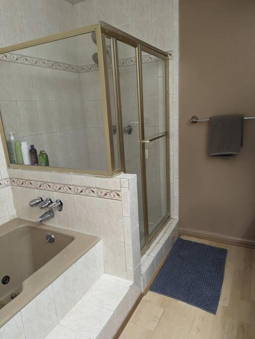 Spacious 2 Bedrooms. Prime Location Los Angeles Eksteriør bilde